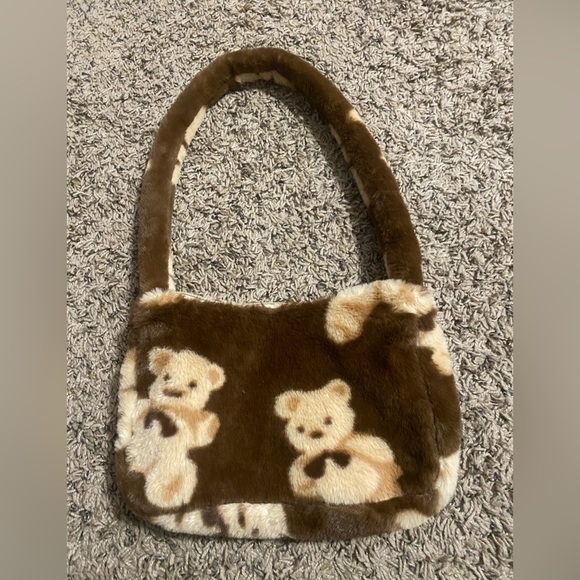 🌟Host Pick!!🌟Teddy Bear Fluffy Shoulder Bag. - Picture 1 of 6